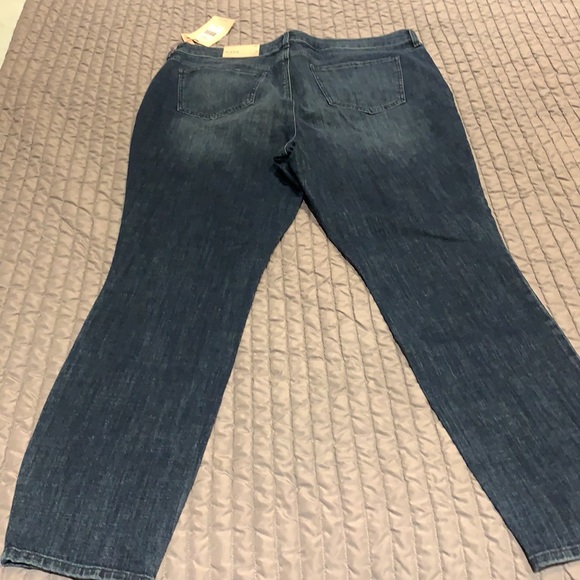 NYDJ AMI Skinny Jeans - Picture 2 of 6